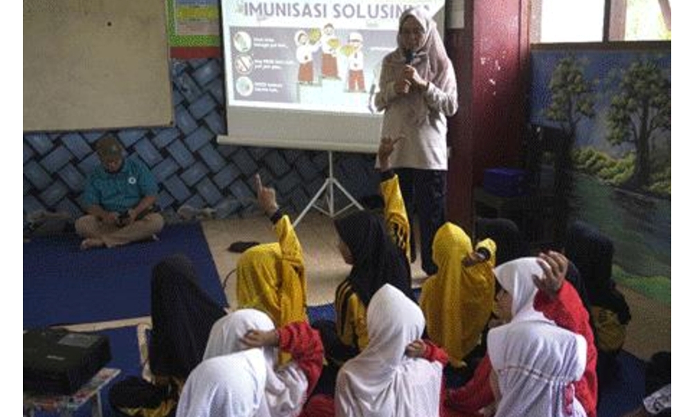 Peningkatan Derajat Kesehatan Masyarakat Gili Iyang melalui Program Airlangga Community Development Hub (ACDH)